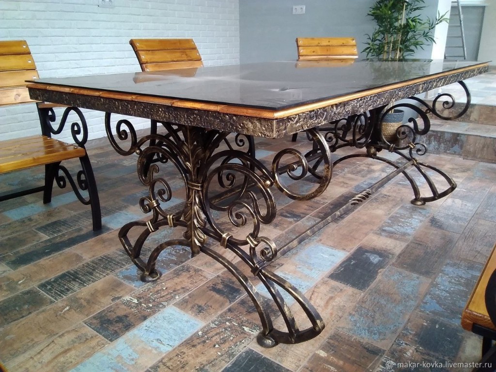 Садовая мебель